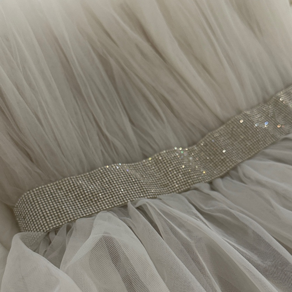Bronx and Banco White Strapless Wedding Dress - Picture 9 of 10